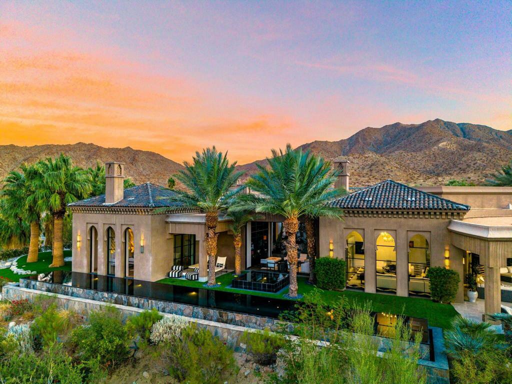 Property Photo: 613 Indian CA 92260