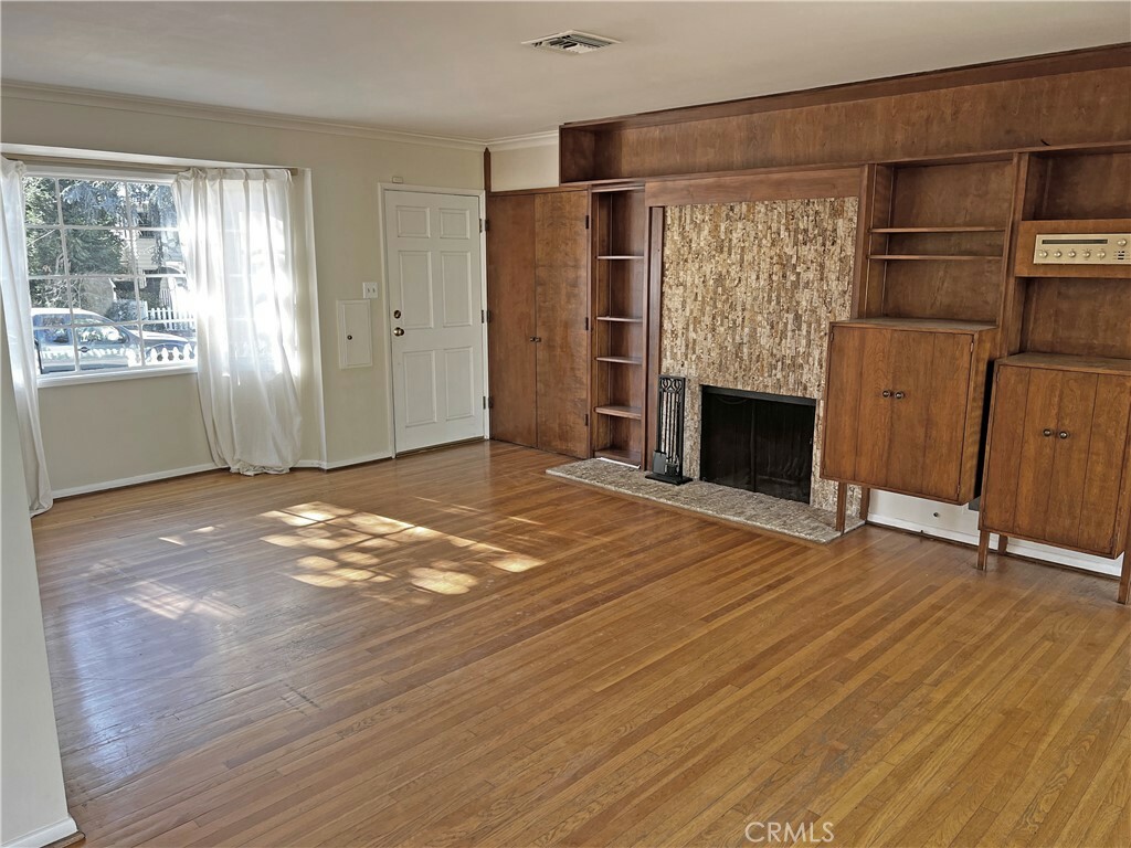 Property Photo:  523 W 11th Street  CA 91711 