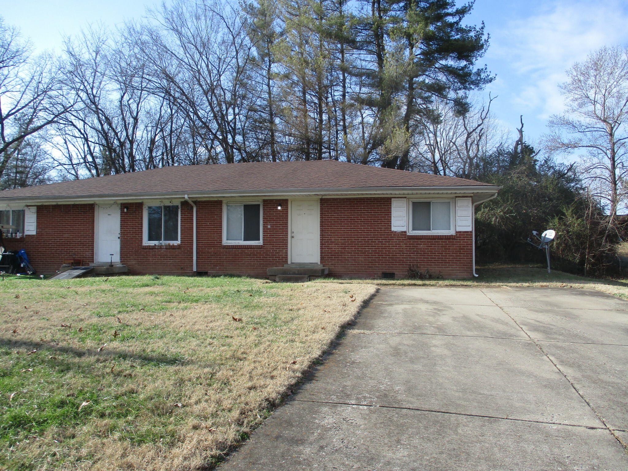 Property Photo: 0 Redbud Ln TN 37043