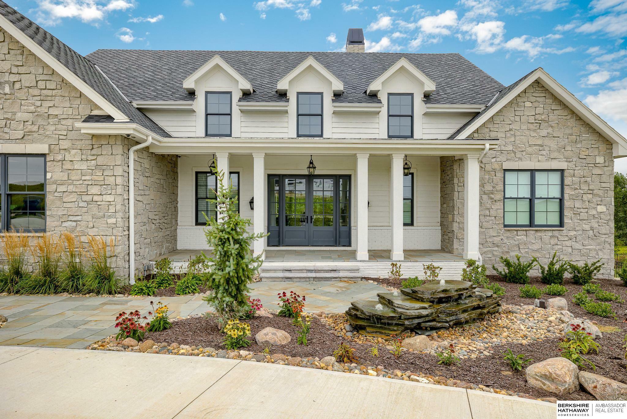 Property Photo: 4960 S 224th Plaza NE 68022