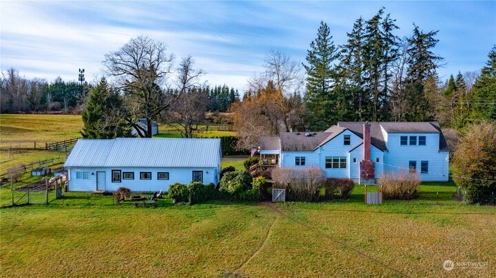 1305 E Smith Road  Bellingham WA 98226 photo