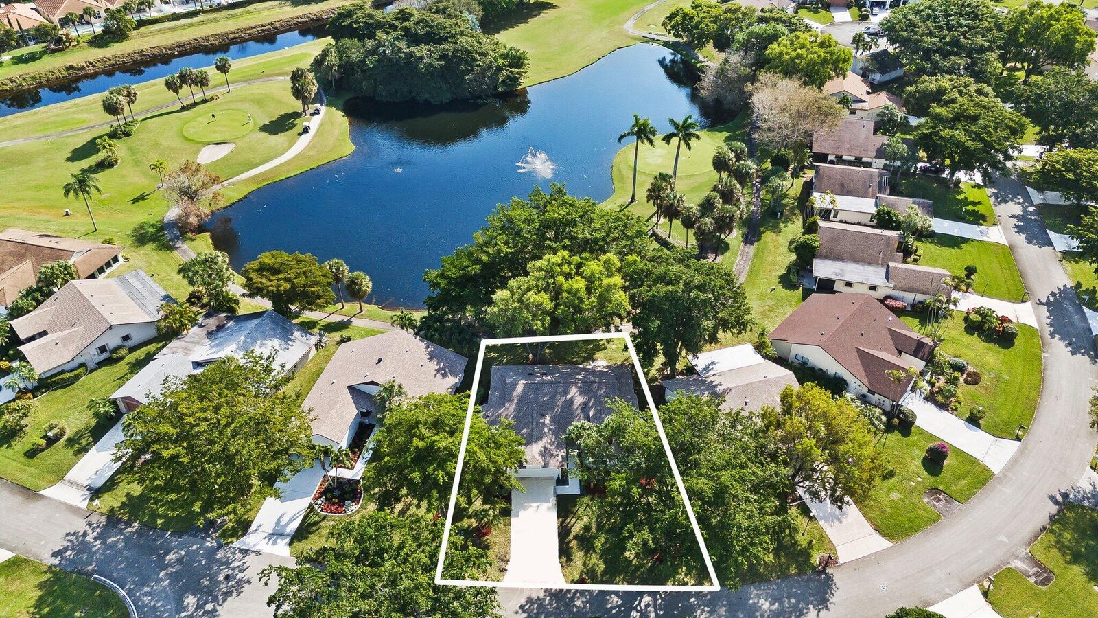Property Photo:  16586 Boca Delray Drive  FL 33484 