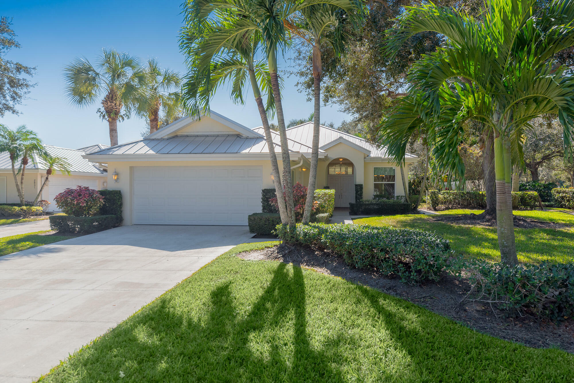 Property Photo:  2527 SW Greenwich Way  FL 34990 