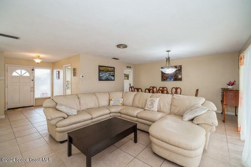 Property Photo:  506 Walker Street  FL 32901 