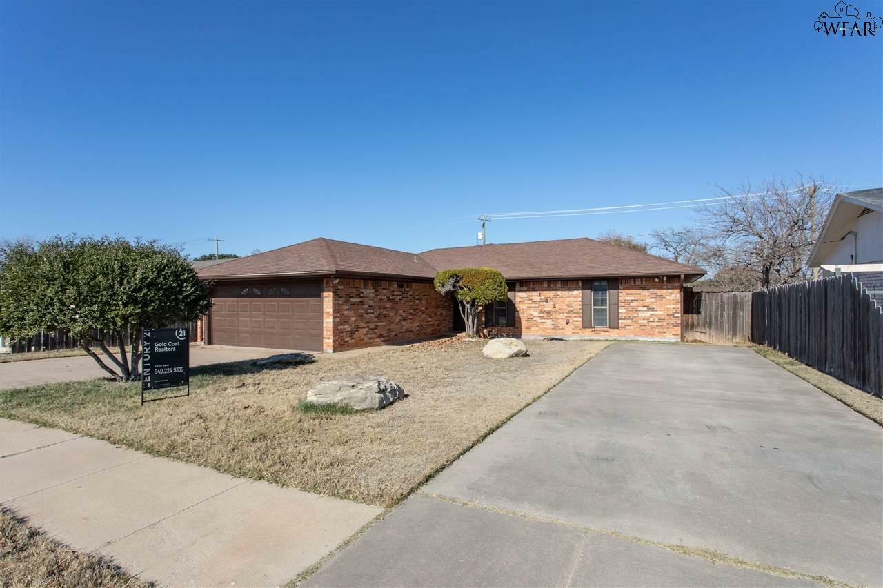 Property Photo:  5142 Tower Drive  TX 76310 