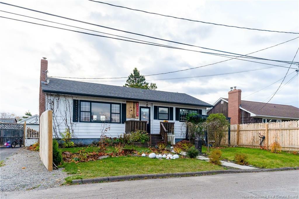 Property Photo:  5 Drummond  NB E2M 2T4 