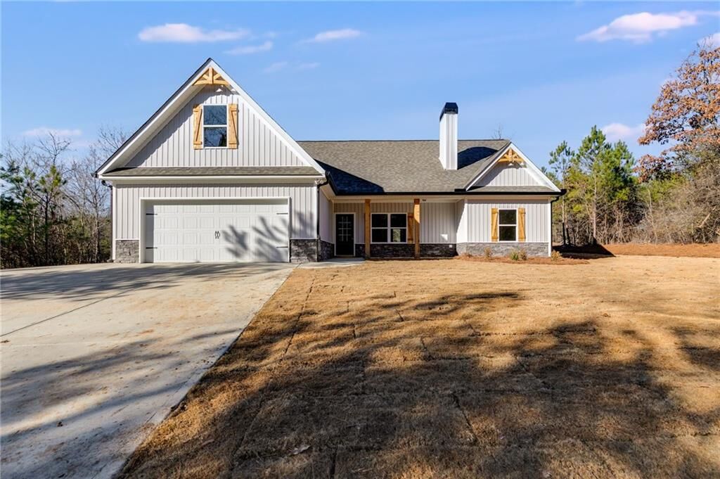 Property Photo:  260 Kelly Road  GA 30125 