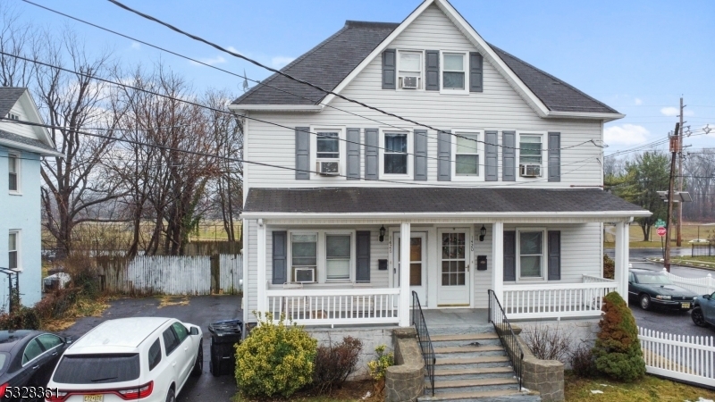 Property Photo:  1426 McCrea Pl  NJ 07062 