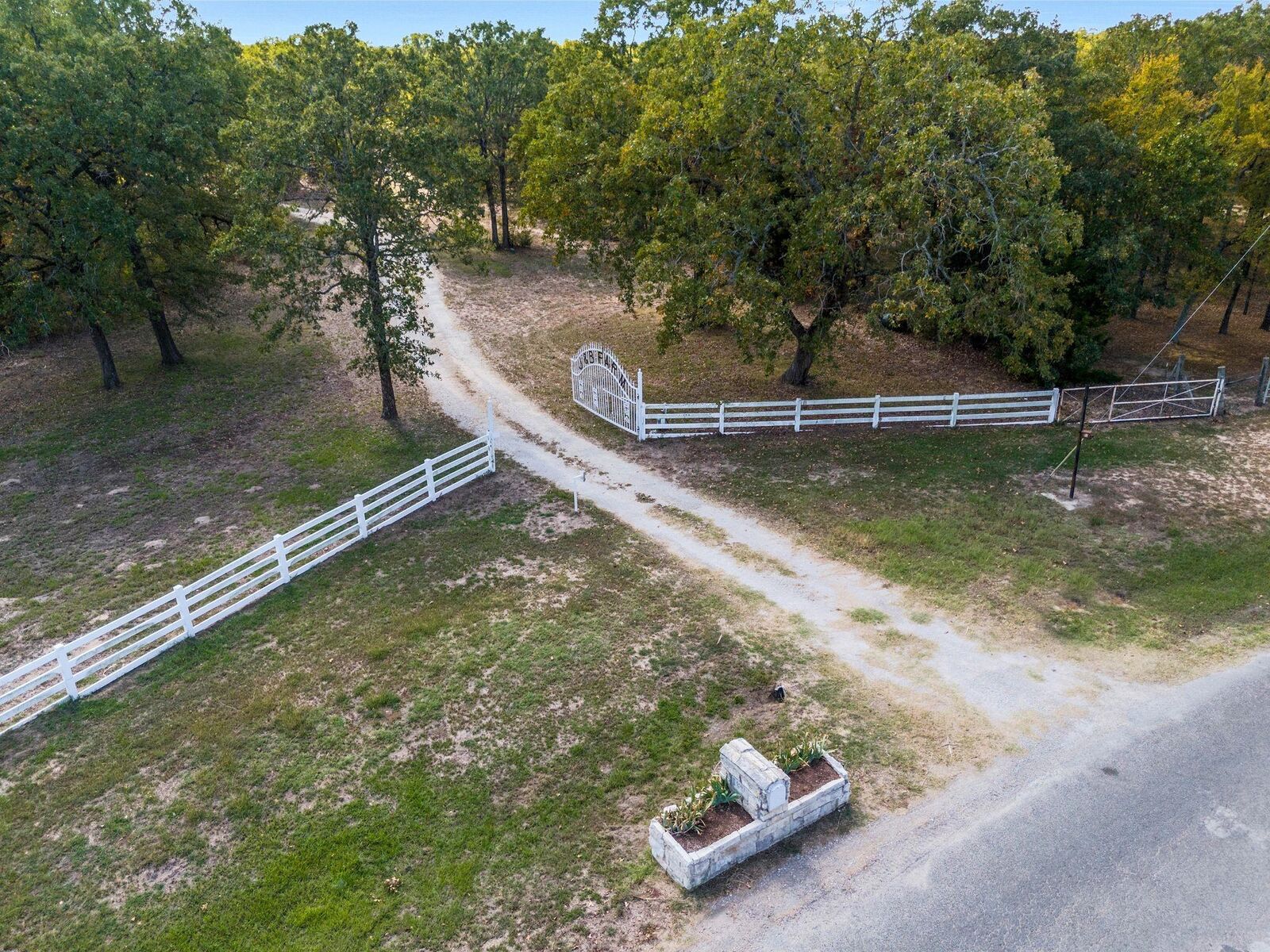 Property Photo:  6503 County Road 2560  TX 75189 