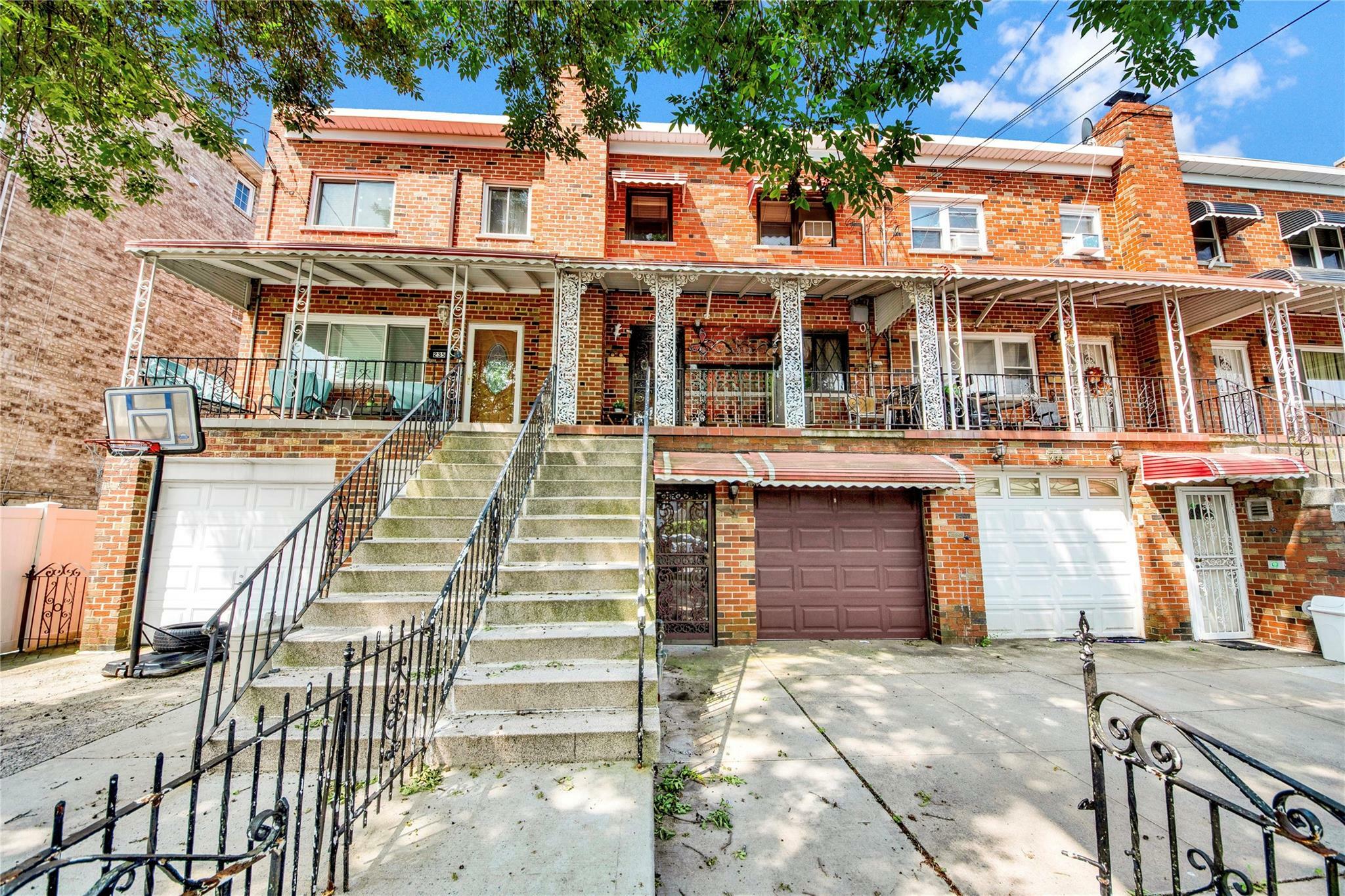 Property Photo: 237 Davis Avenue NY 10465