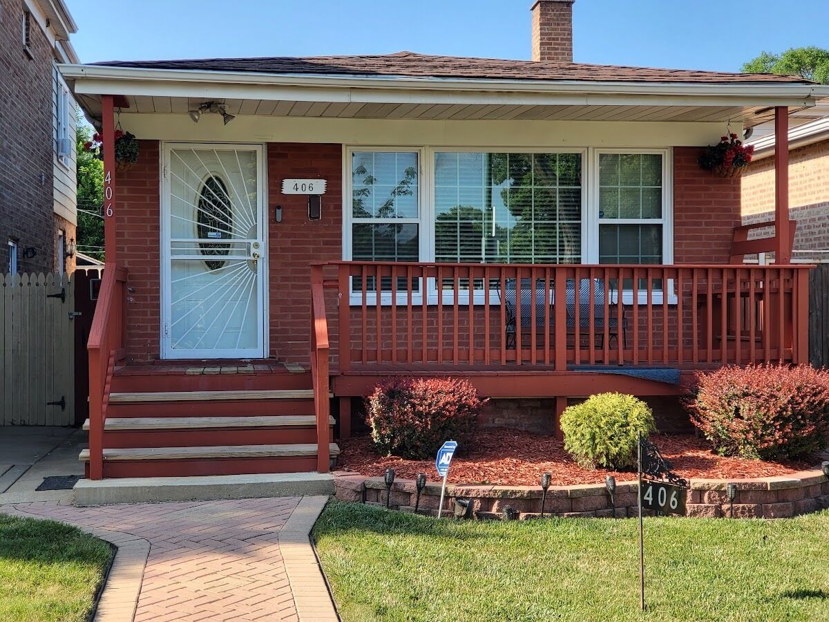 Property Photo:  406 E 90th Street  IL 60619 