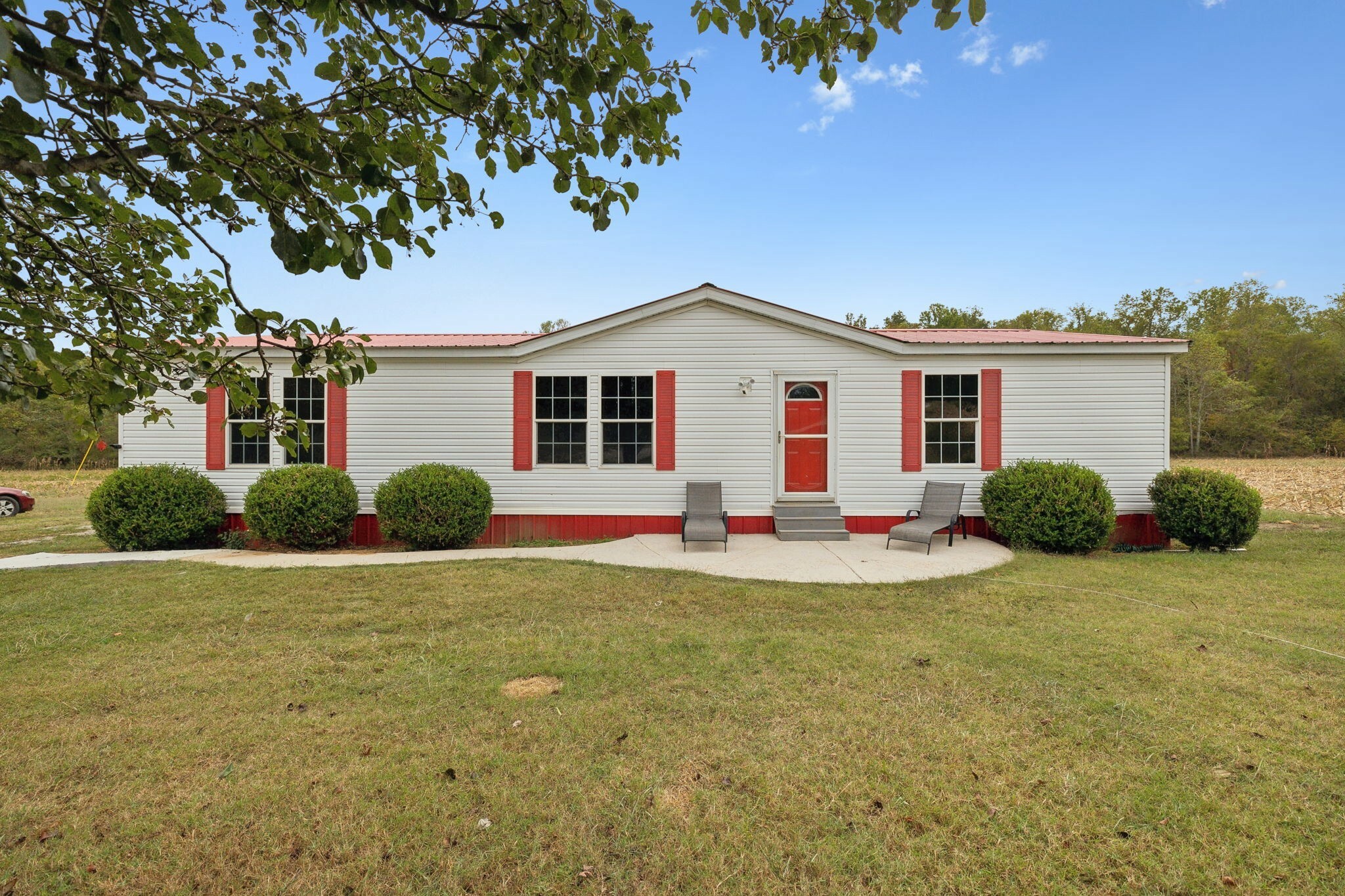 Property Photo: 5923 Shelbyville Rd TN 37357