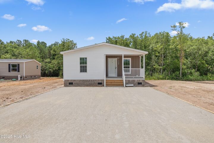 Property Photo: 6823 Lewis Drive SE NC 28479