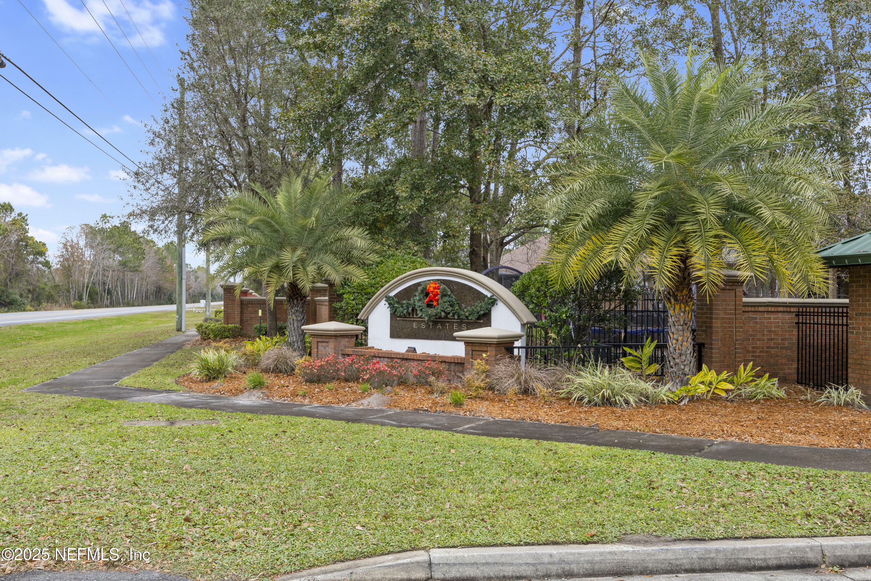 Property Photo:  14628 Bradley Max Court  FL 32218 