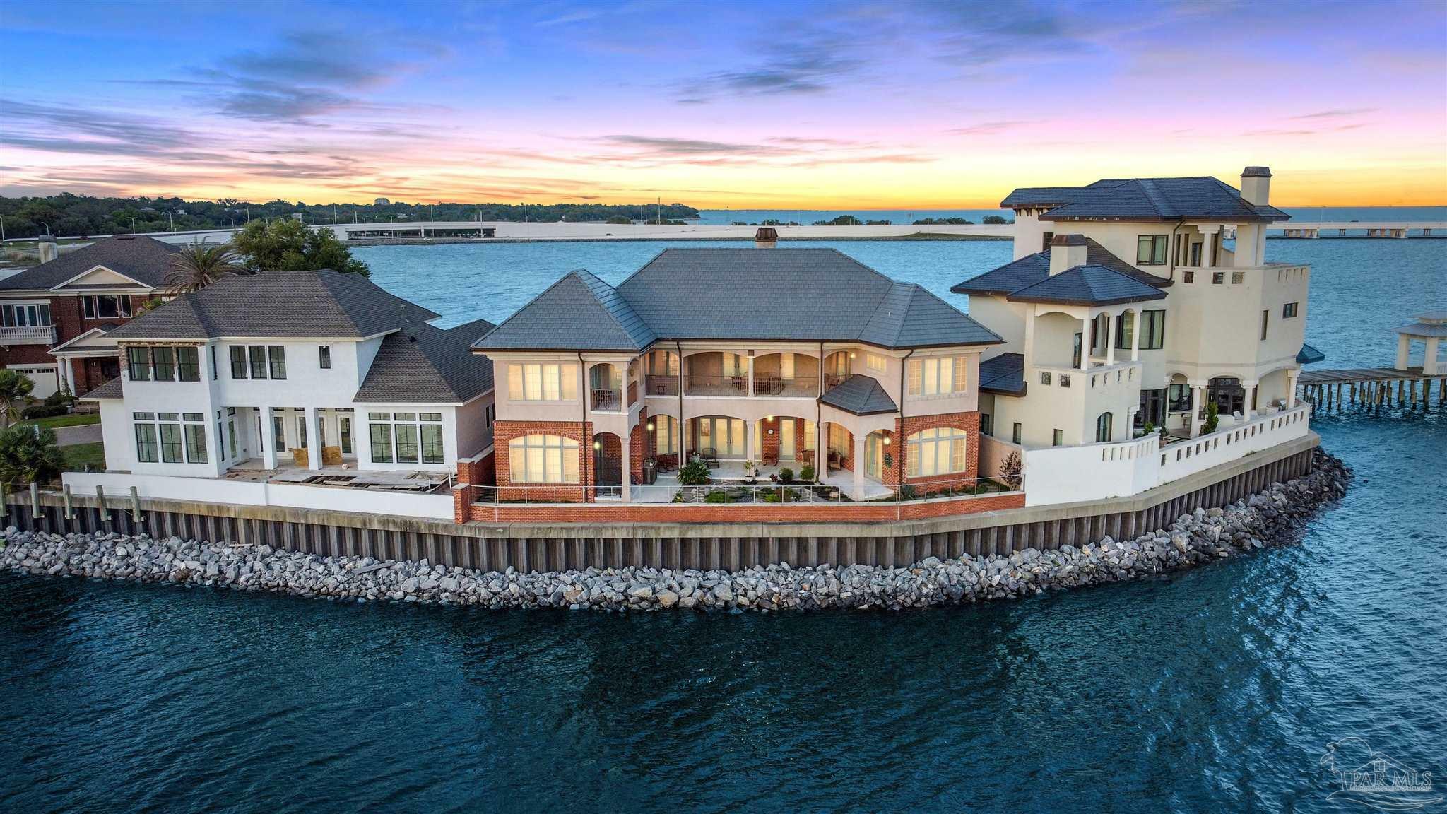 Property Photo: 17 Wharf Ave FL 32502