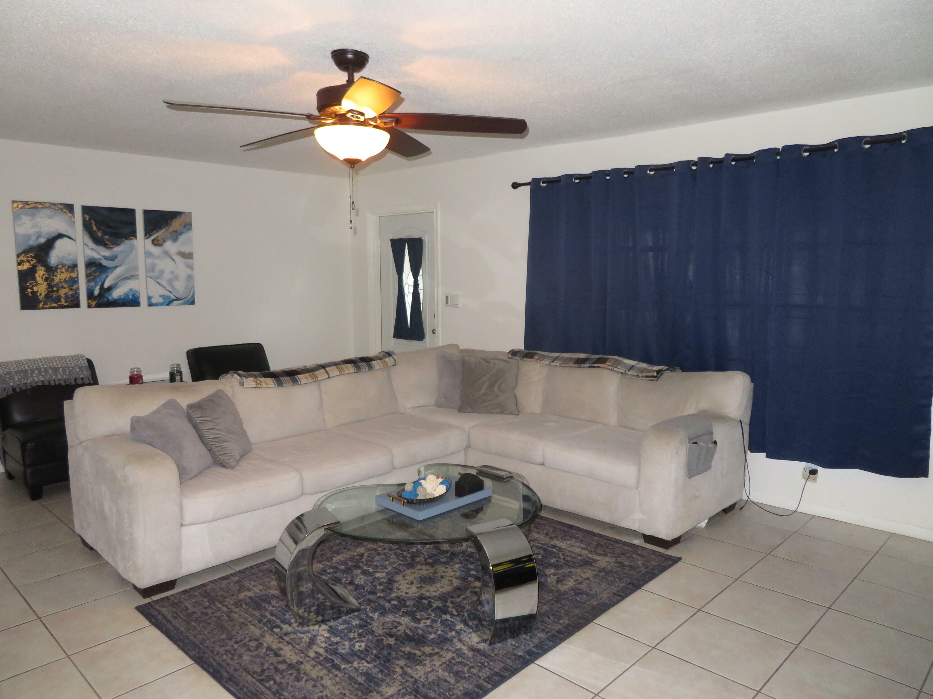 Property Photo:  1465 NW 66th Terrace  FL 33063 