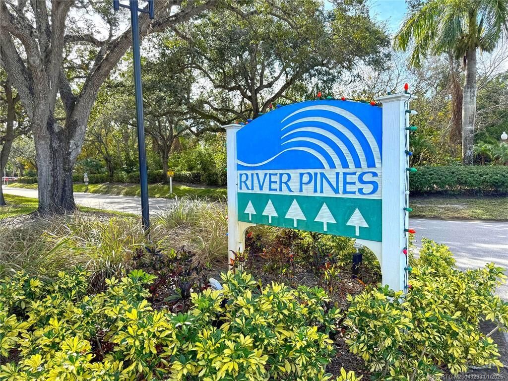 Property Photo: 6204 SE Riverboat Drive 942 FL 34997