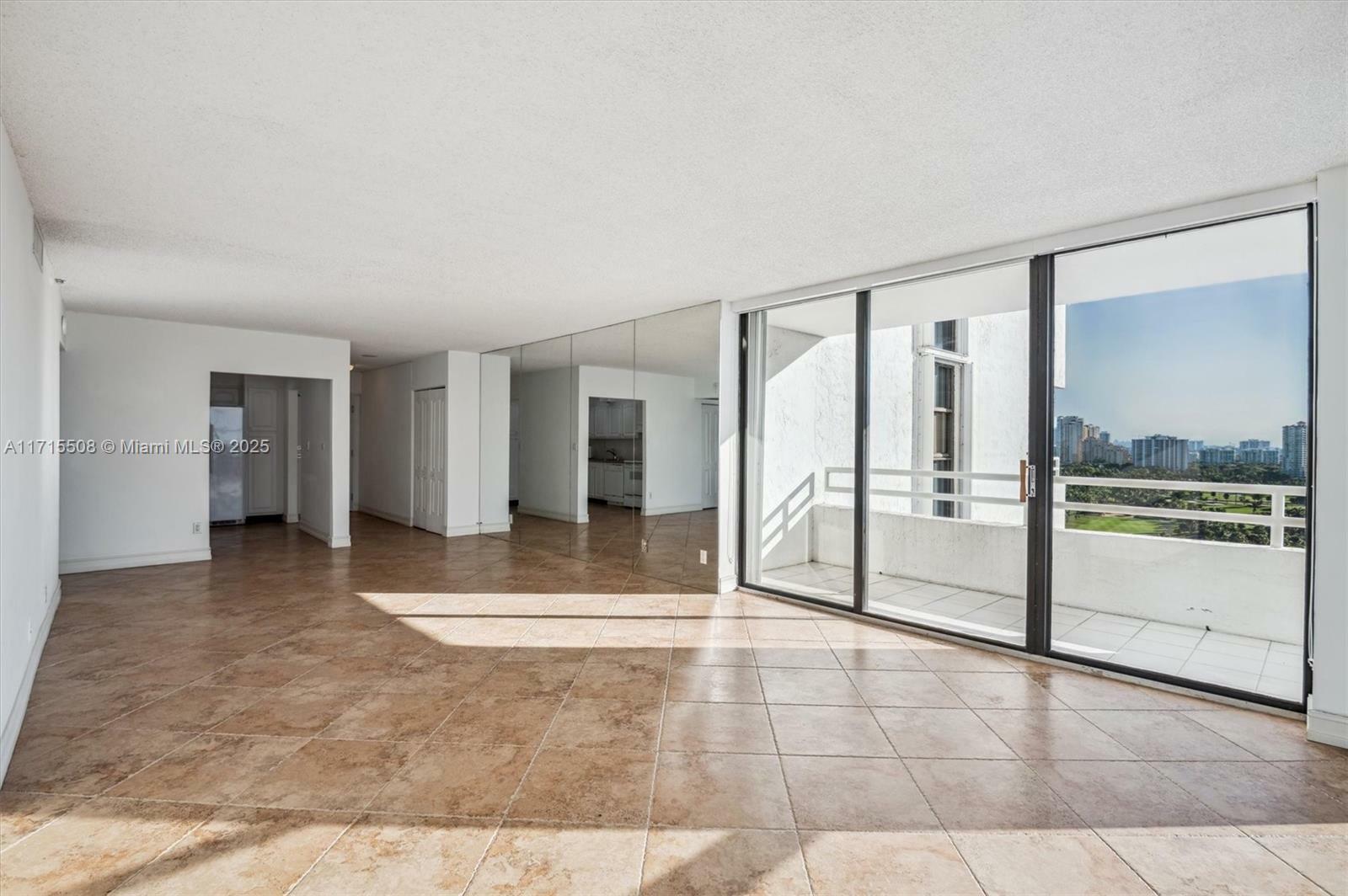 Property Photo: 20355 NE 34th Ct 1828 FL 33180