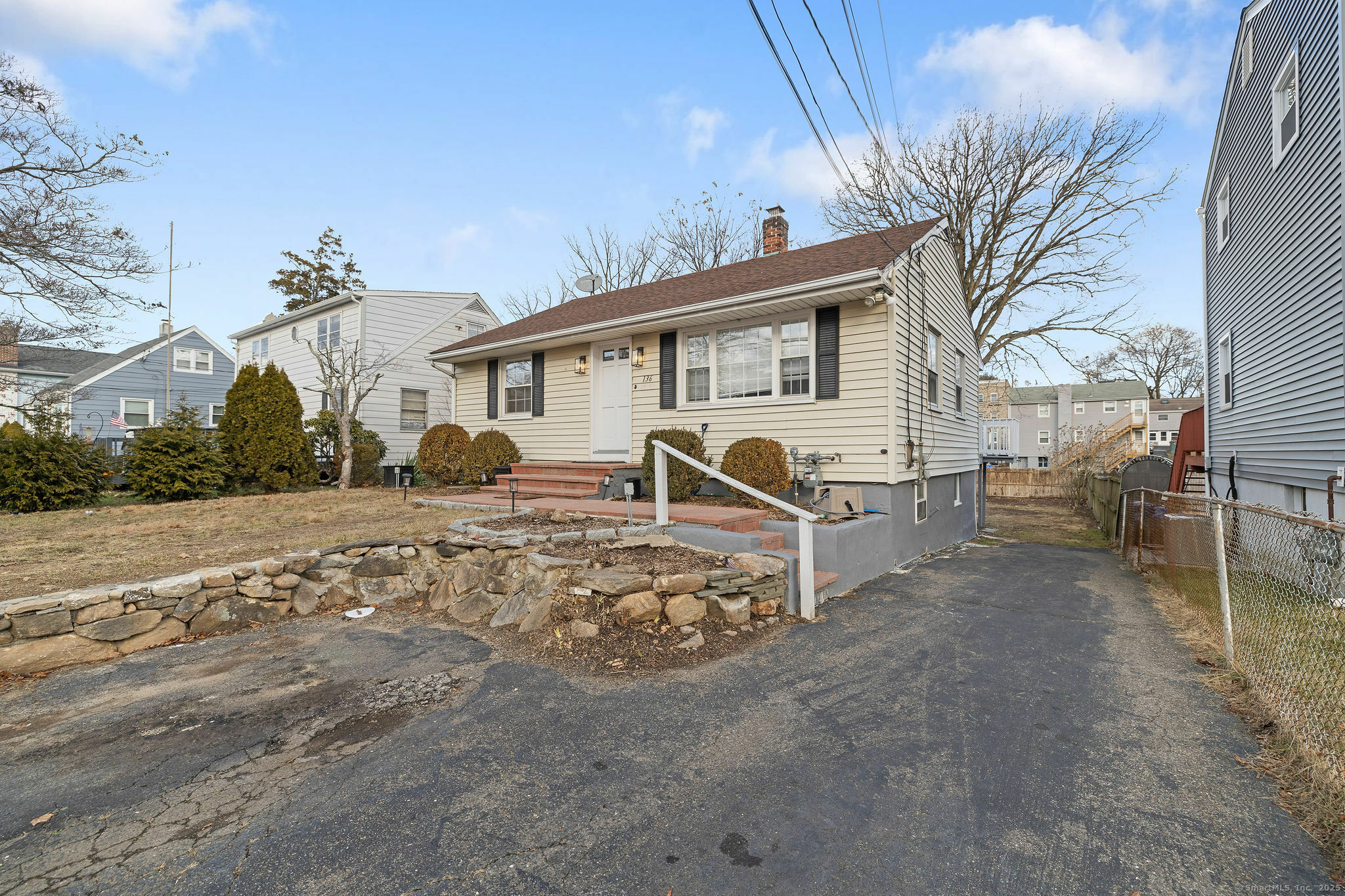 136 Stuart Avenue  Norwalk CT 06850 photo