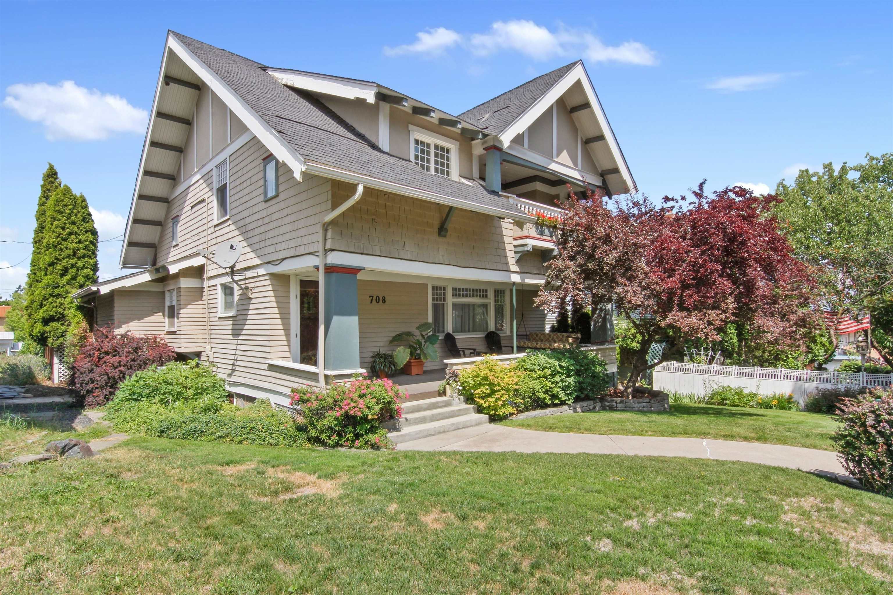 Property Photo: 708 S Ash St WA 99204