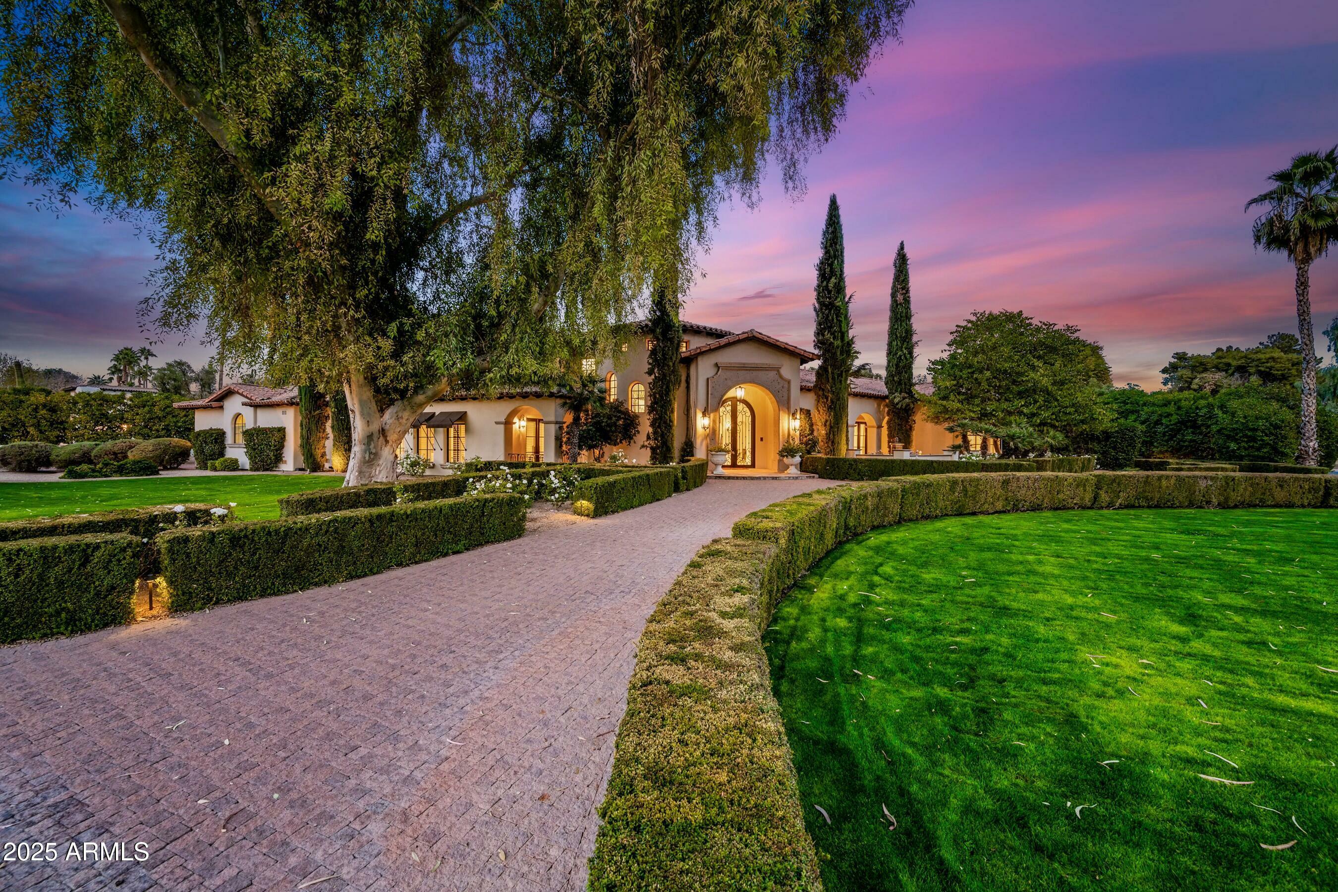 Property Photo: 6800 E Caballo Drive AZ 85253