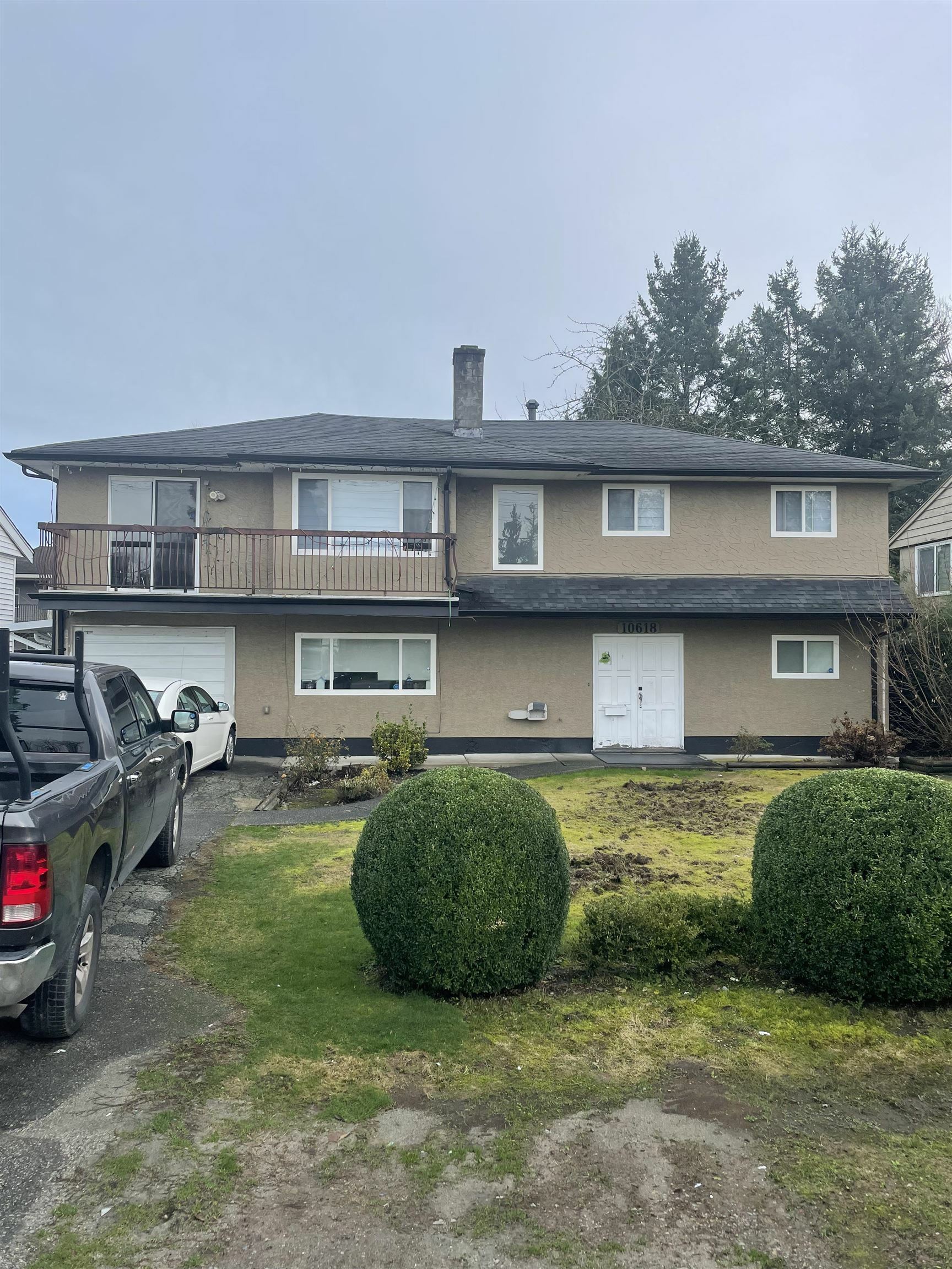 Photo de la propriété: 10618 141 Street BC V3T 4R4