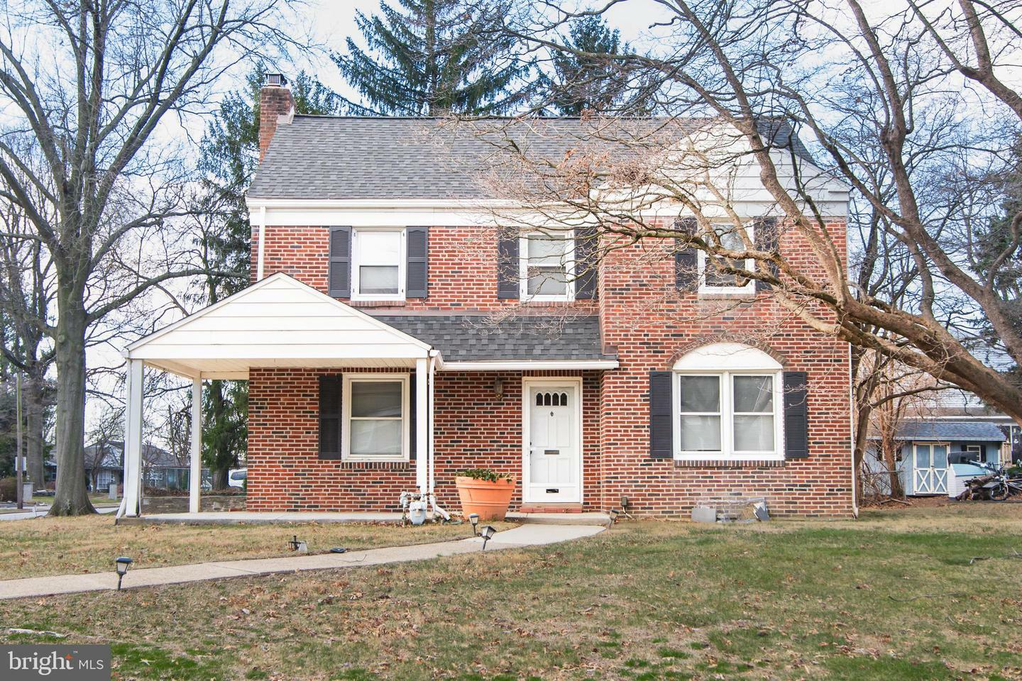 Property Photo:  2 Lanfair Road  PA 19012 