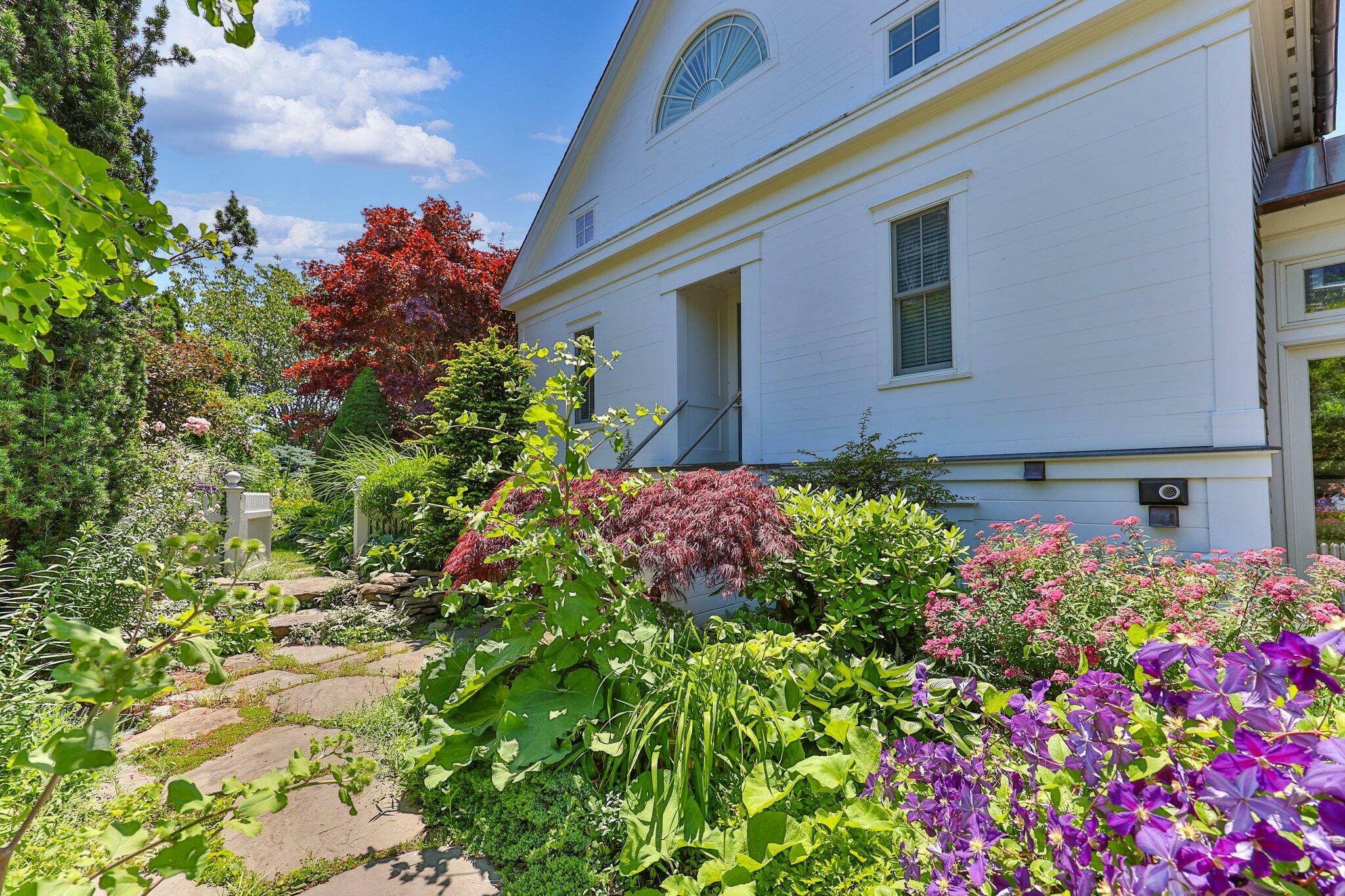 Property Photo: 52 Point Street MA 02657