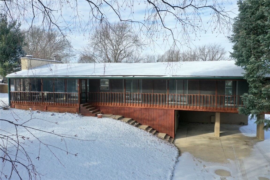 324 Lake View  Solon IA 52333 photo