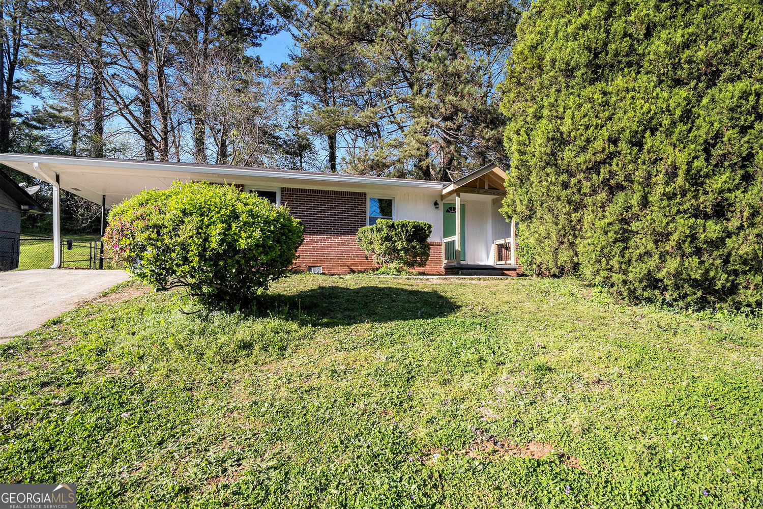 Property Photo:  3317 Ward Drive SW  GA 30354 