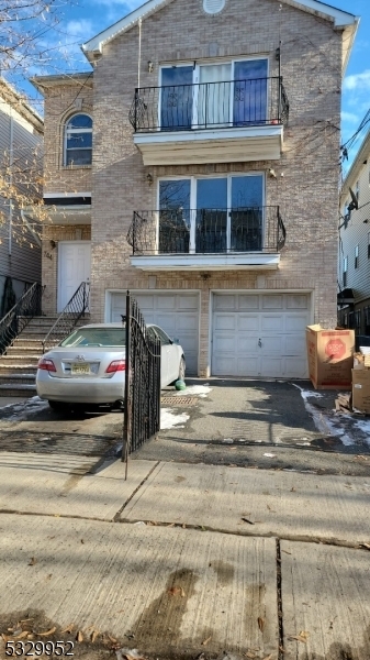 Property Photo:  744 S 12th St 3  NJ 07103 
