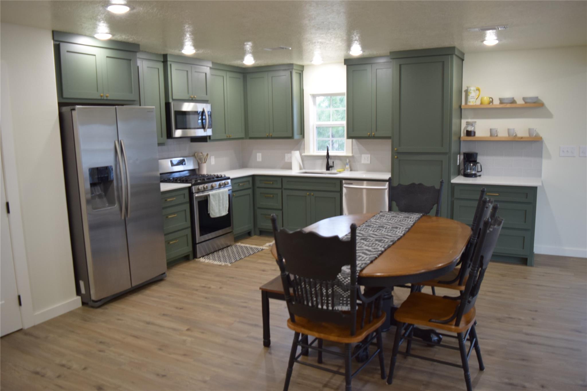Property Photo: 237 Shawnee Drive TX 77360