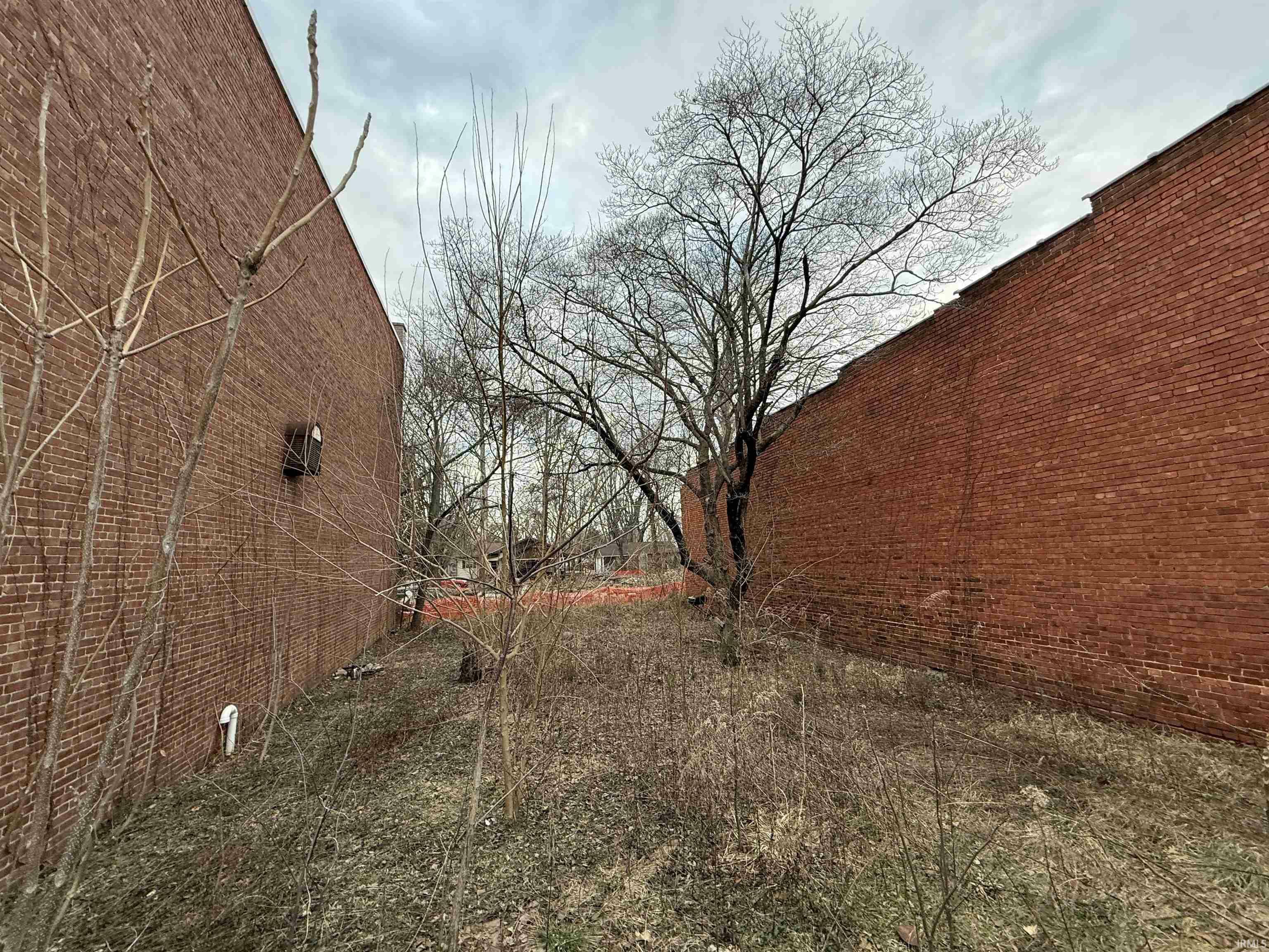 Property Photo: 104 N 7th Street IL 62460