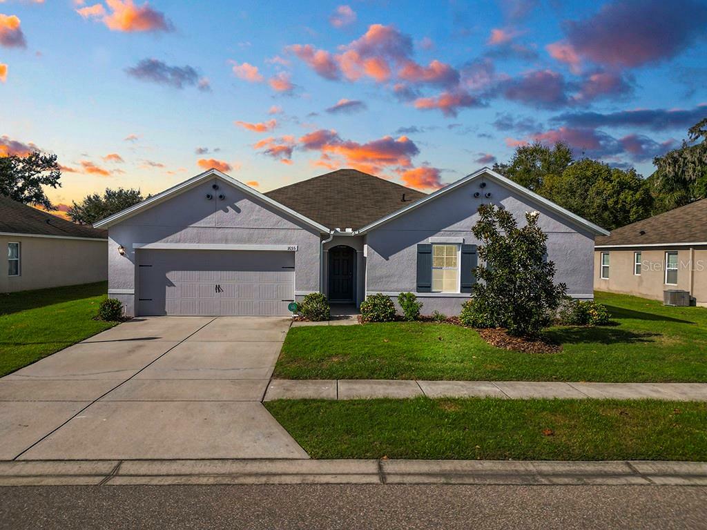 Property Photo: 1655 Laurel Oaks Drive FL 33830