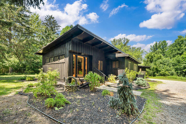 Property Photo: 5831 Browntown Road MI 49125
