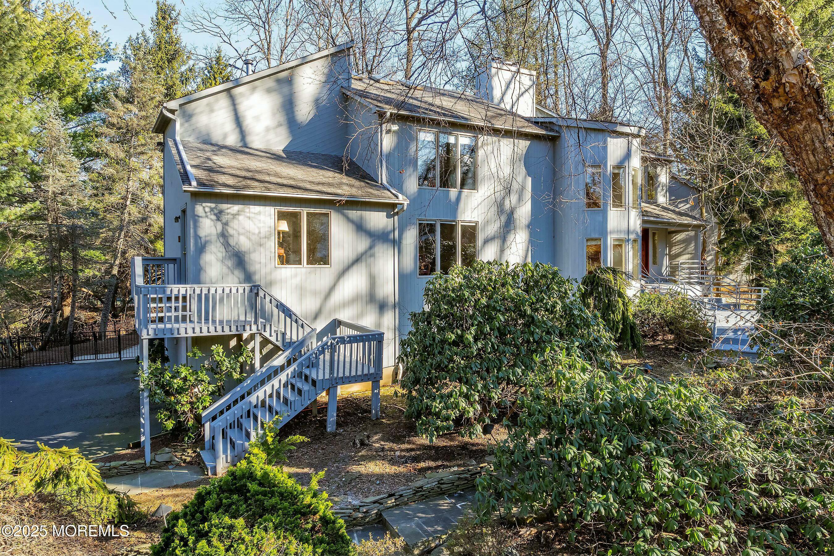 Property Photo: 7 Jayhawk Way NJ 07733