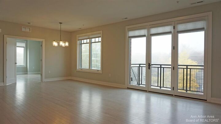 Property Photo: 441 S Ashley Street MI 48103