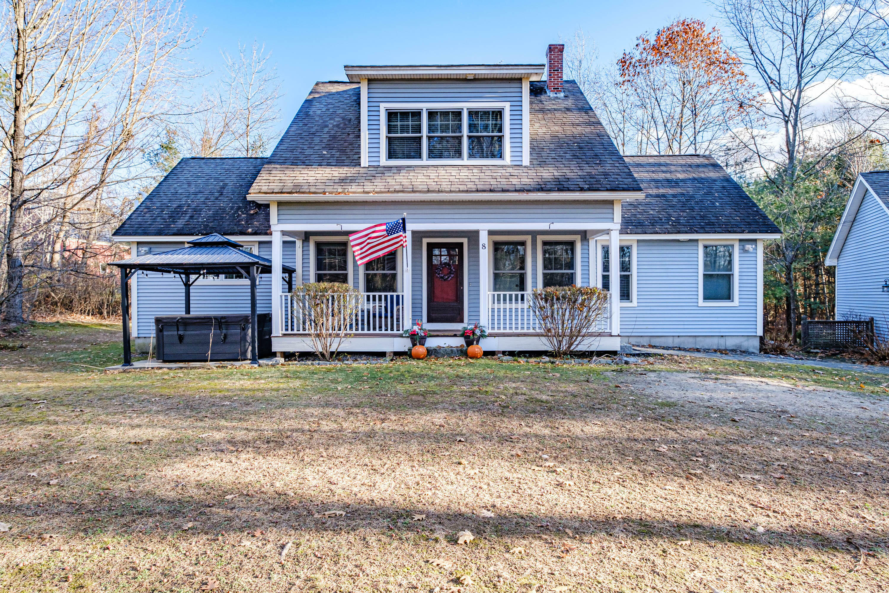 Property Photo:  8 Cobb Farm Road  ME 04062 