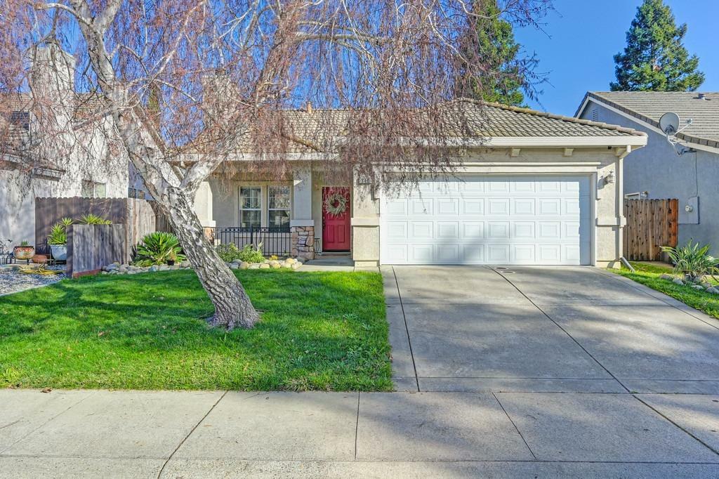 340 Groth Circle  Sacramento CA 95834 photo