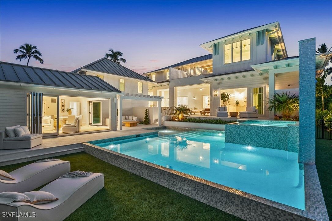 Property Photo:  187 10th Avenue S  FL 34102 