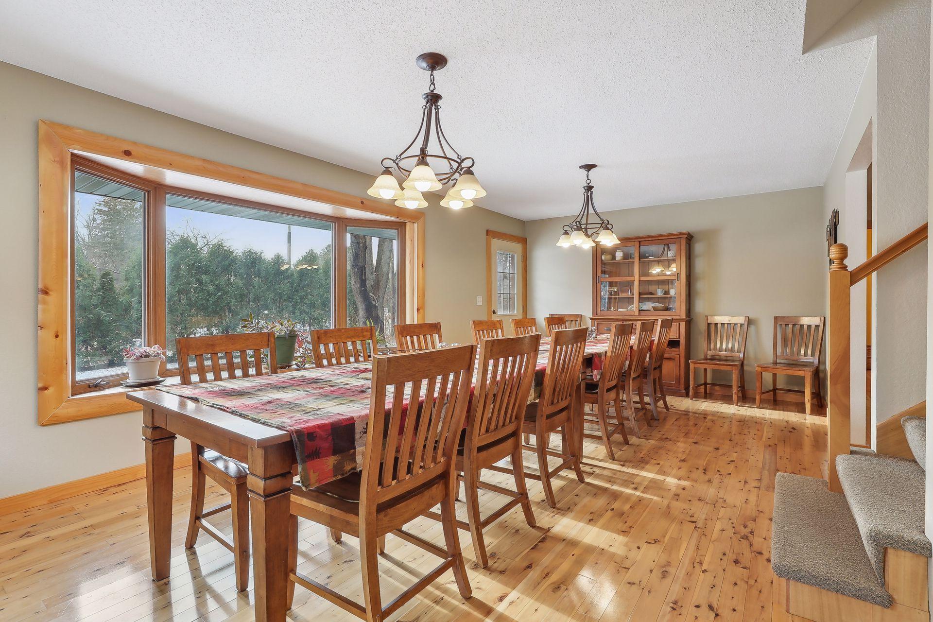 Property Photo:  3301 Viking Boulevard NE  MN 55092 