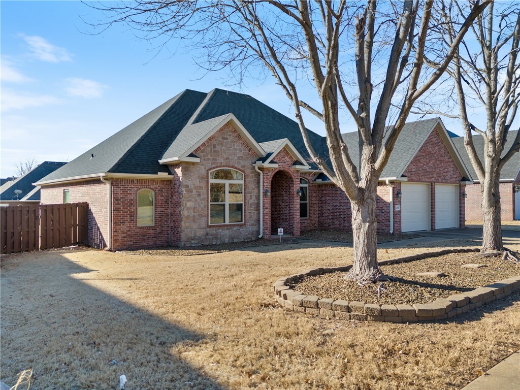 Property Photo:  4439 W Lofty Wood Drive  AR 72704 