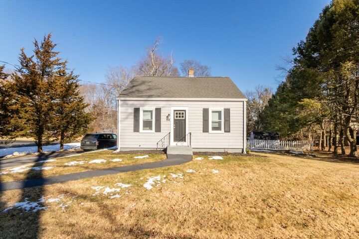 Property Photo: 198 Union St MA 02062