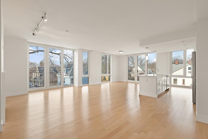 Property Photo:  7 Beech St 311  MA 02140 