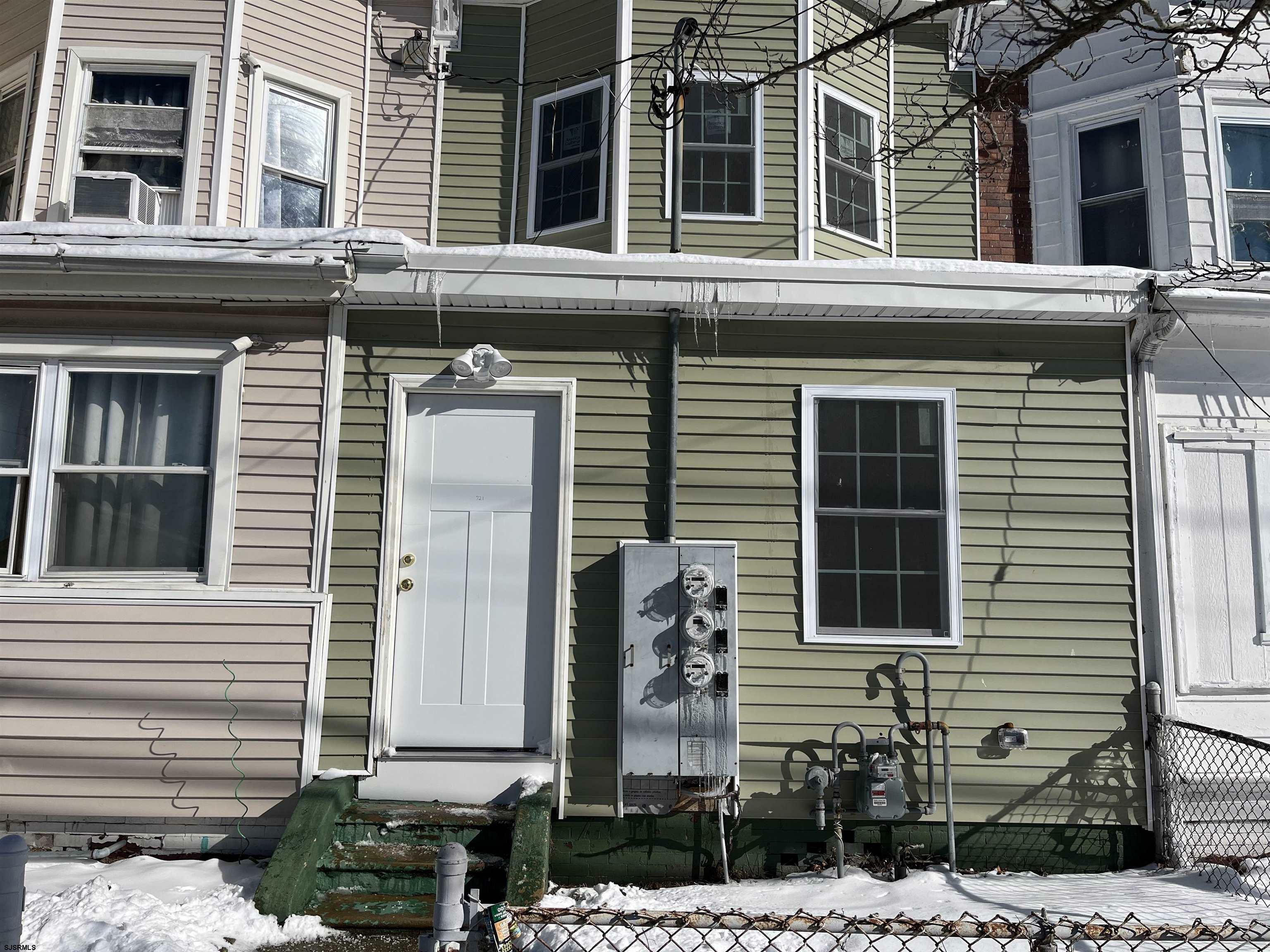 Property Photo: 721 N Ohio Ave Ave NJ 08401