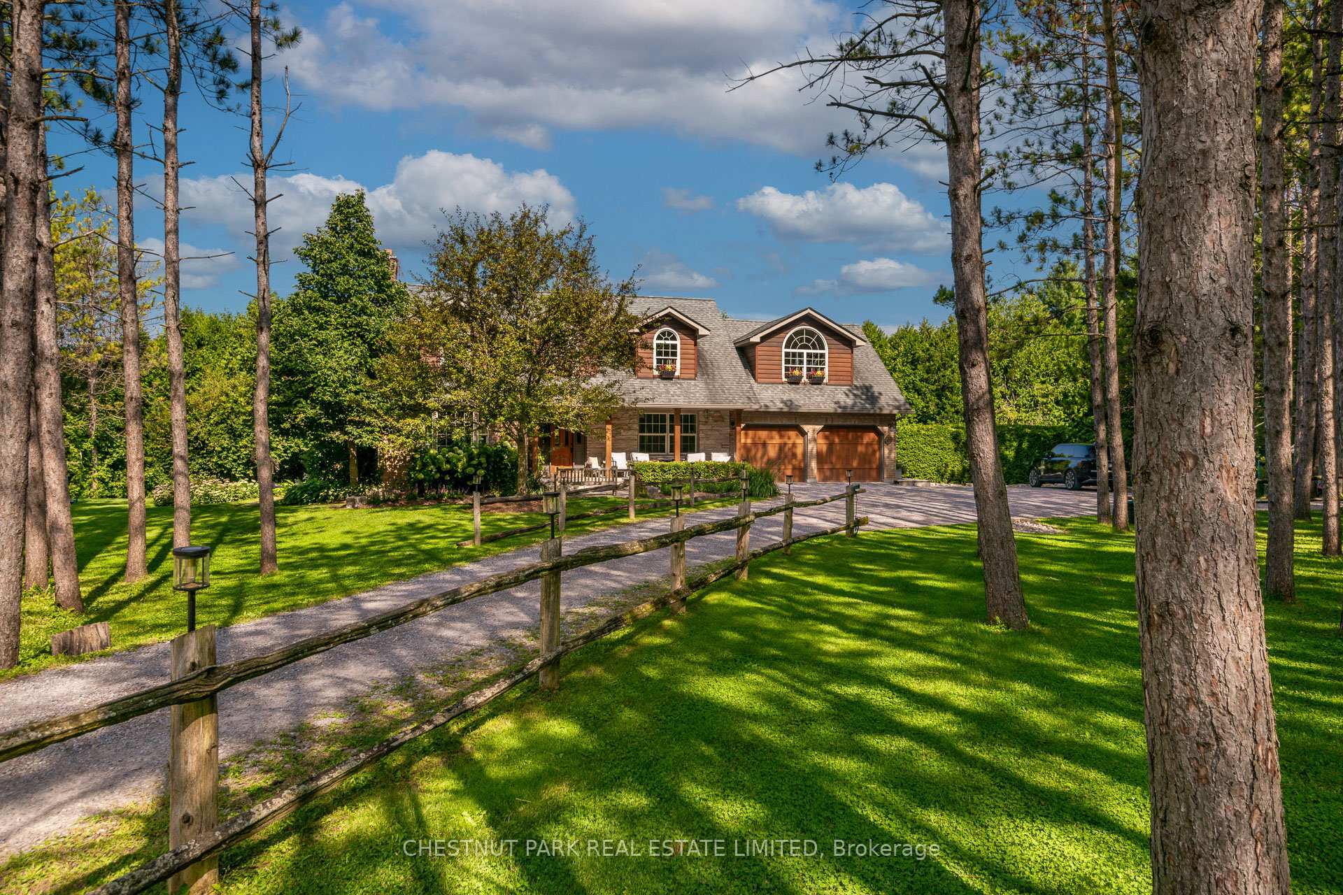 Property Photo:  40 Hurd St  ON L1H 0M3 