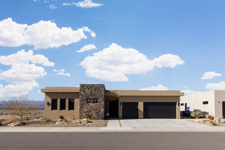Property Photo:  5090 W 3175 S  UT 84737