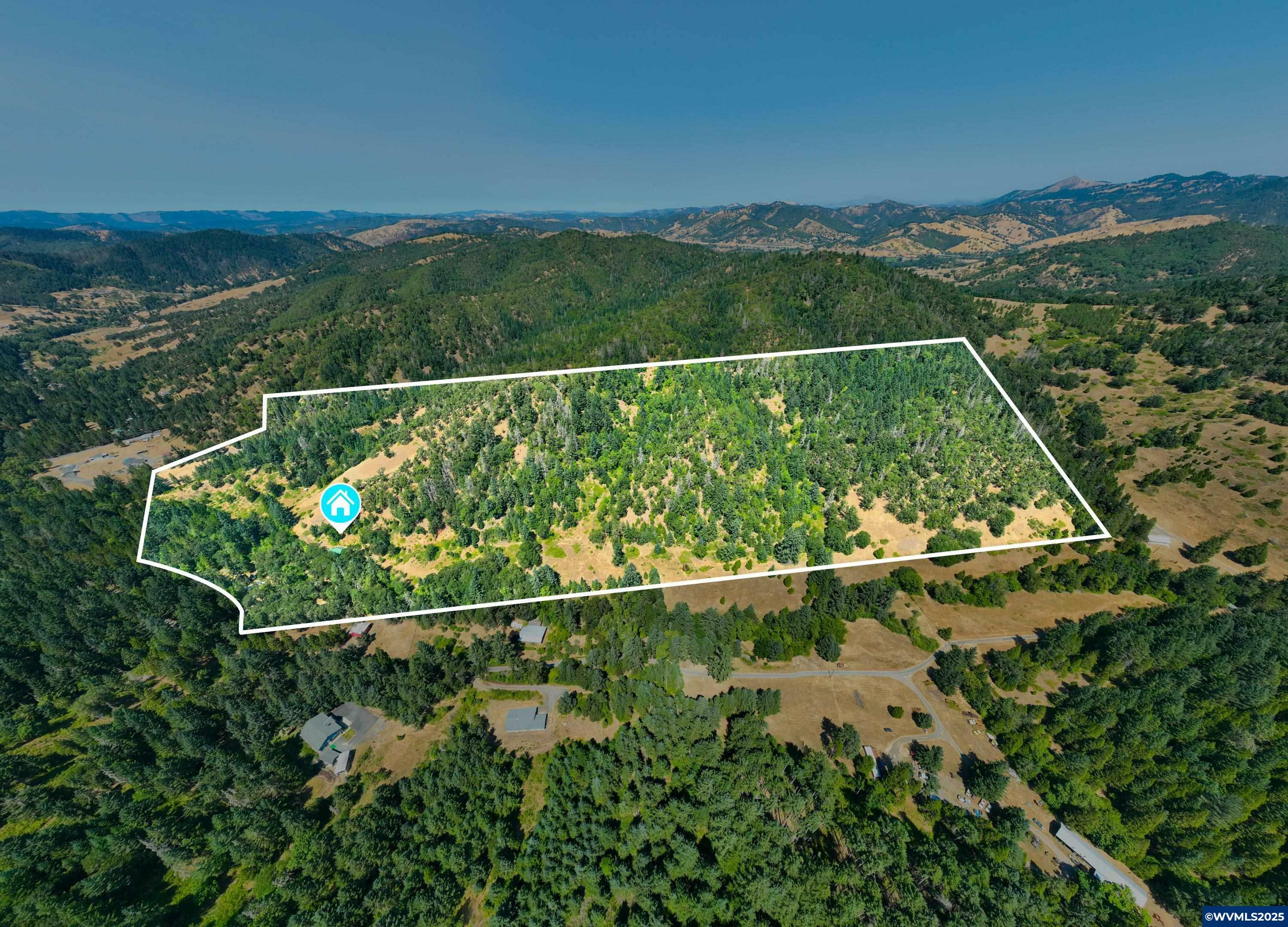 Property Photo: 1470 East Willis Creek Rd OR 97496