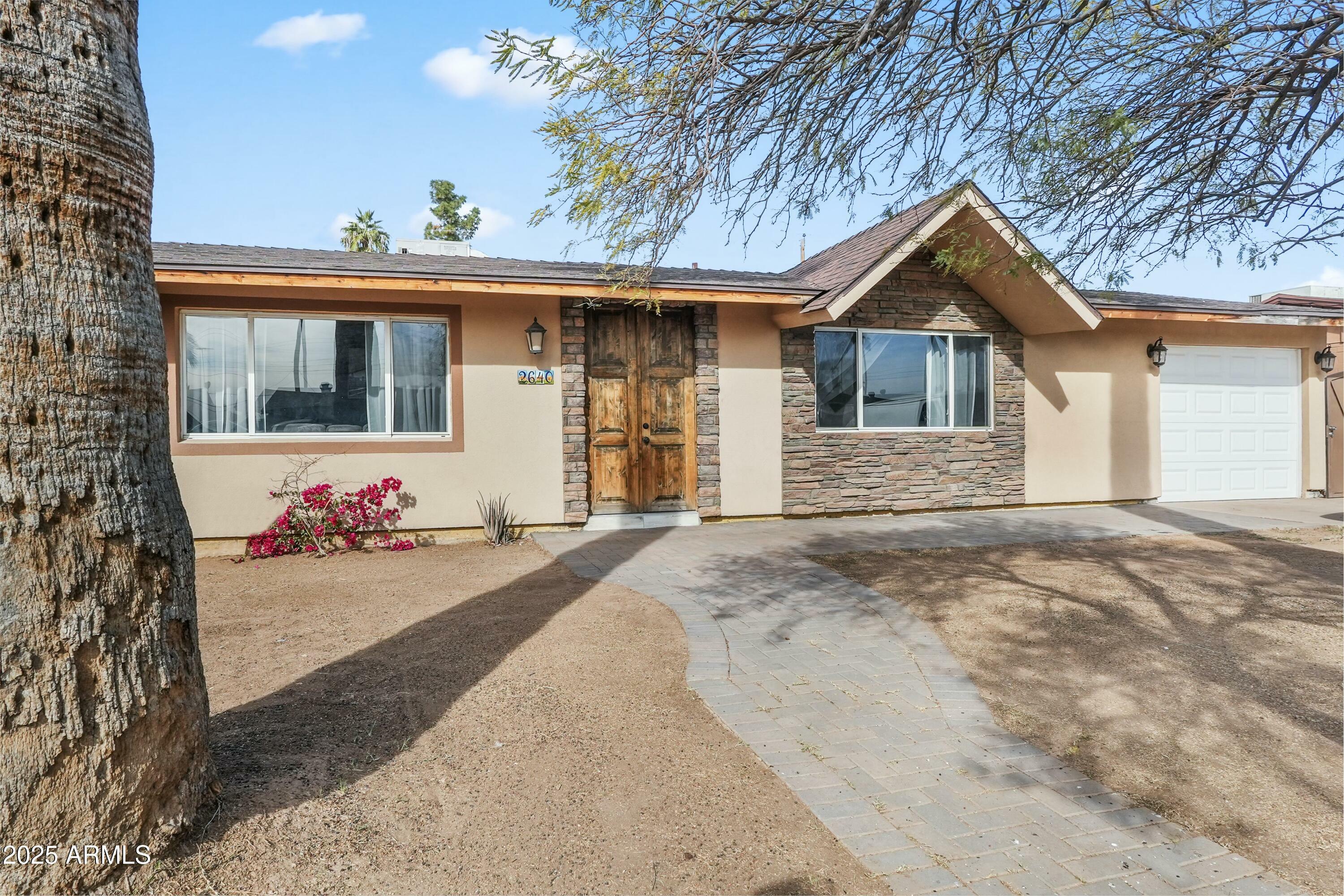 Property Photo: 2640 N 49th Avenue AZ 85035