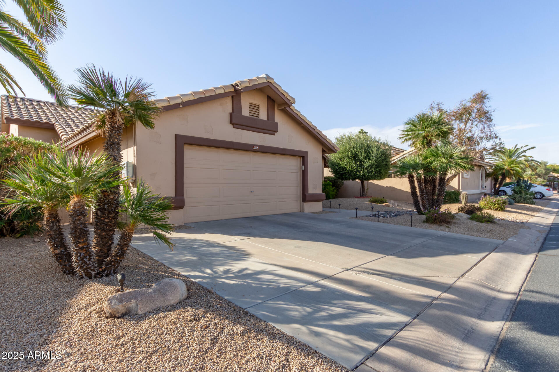 Property Photo:  14215 W Mountain Laurel Trail  AZ 85374 